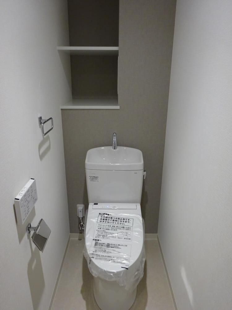 【トイレ】　温水洗浄暖房便座付きのトイレ♪