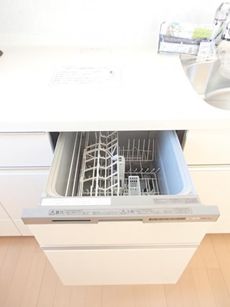 【その他設備】　なんと食器洗い乾燥機付いてます♪