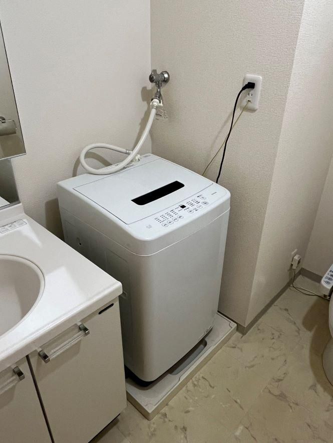 【洗面所】　室内洗濯機置き場♪家具・家電は撤去します。